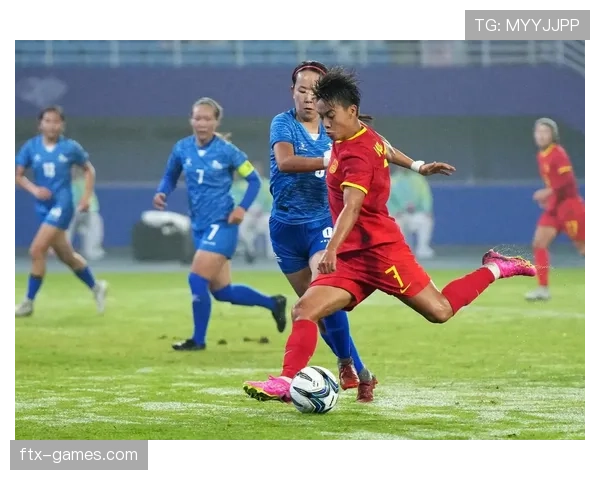 亚运会足球赛点球大战上演紧张对决，表现亮眼球队剑指冠军