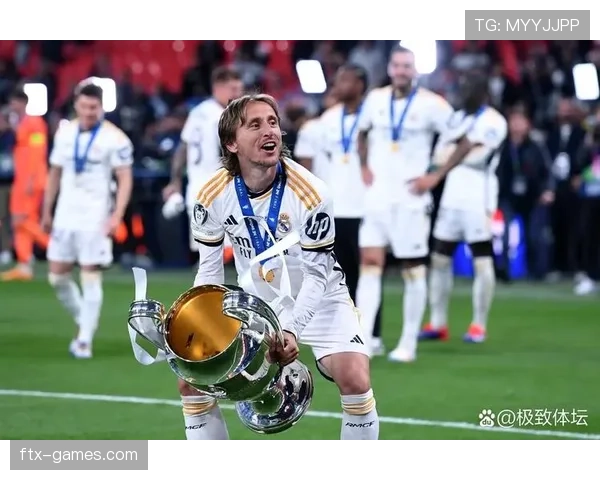 佩德里2025赛季大放异彩，率队夺冠并刷新多项个人纪录